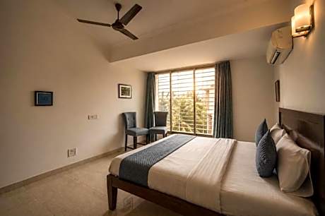 Two-Bedroom Apartment with Balcony