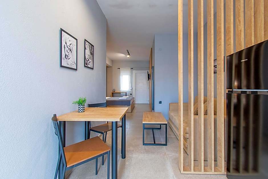 Unique Aura Luxury Studios