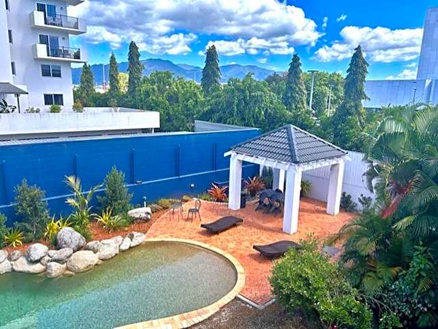 Villa Vaucluse Apartments