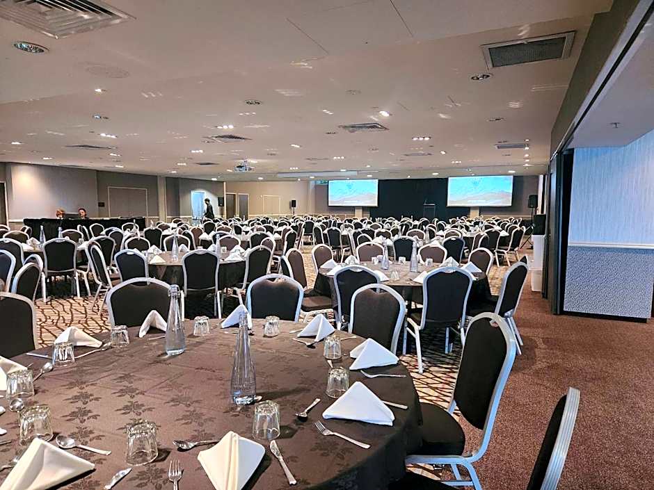 Waipuna Hotel & Conference Centre