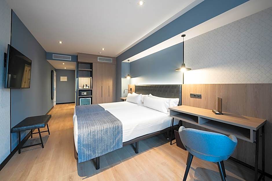 Catalonia Atenas Hotel