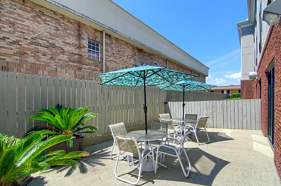 Comfort Suites Mobile-South Alabama University Area