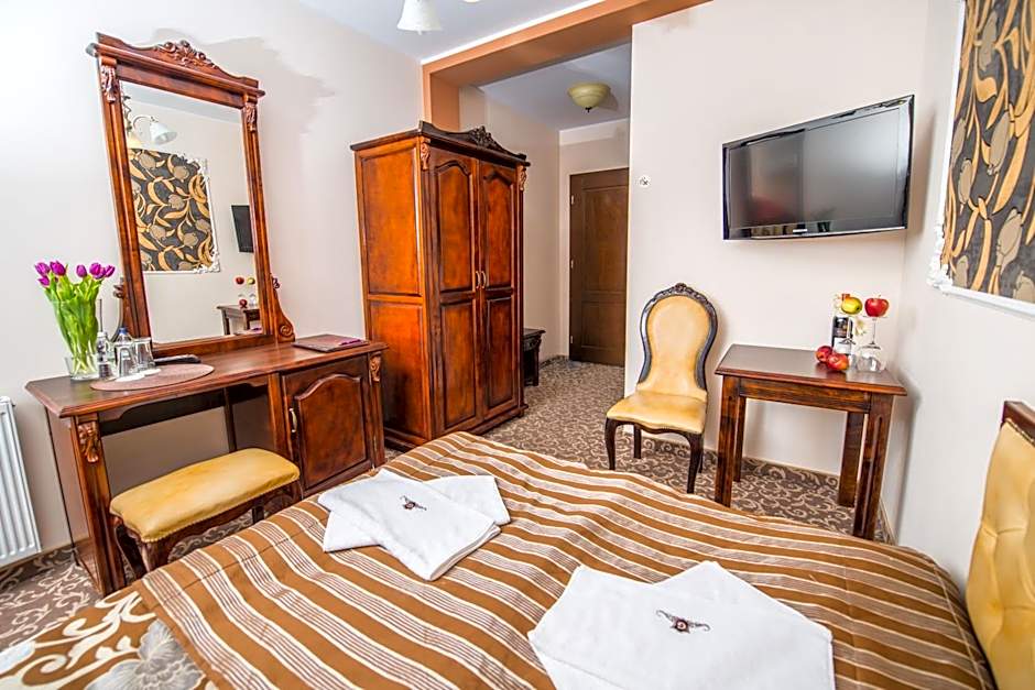 Hotel & Restauracja Gniecki