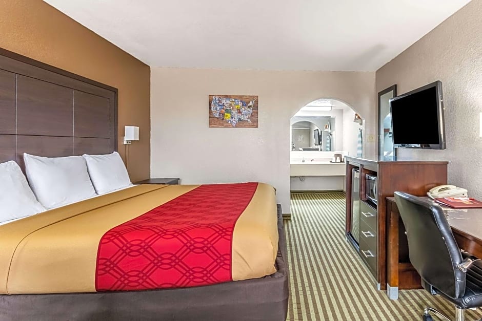 Econo Lodge Winfield