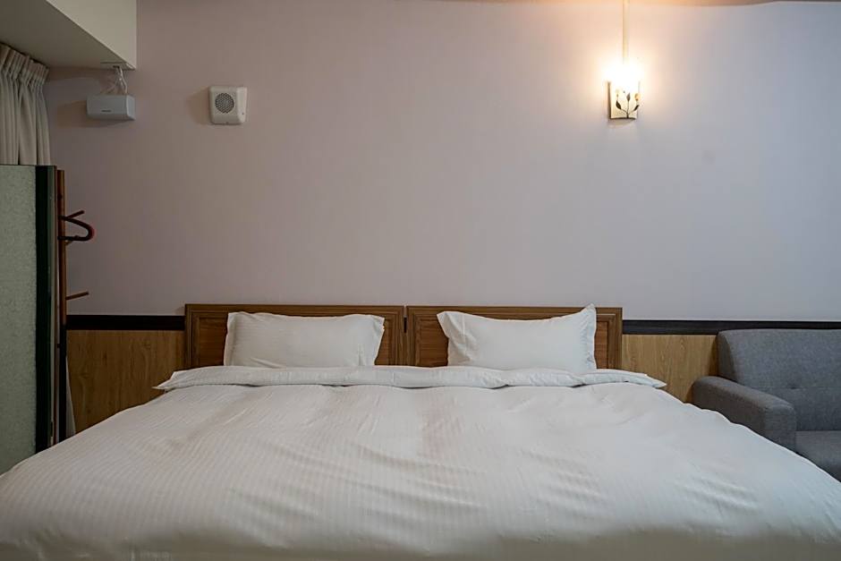 Duoai Mineral Spring