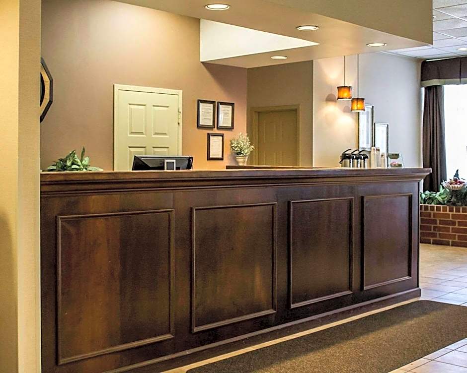 Quality Inn & Suites Mansfield