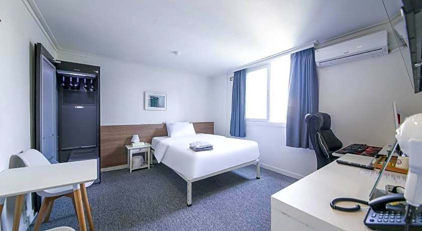 Hotel Gaon J Stay