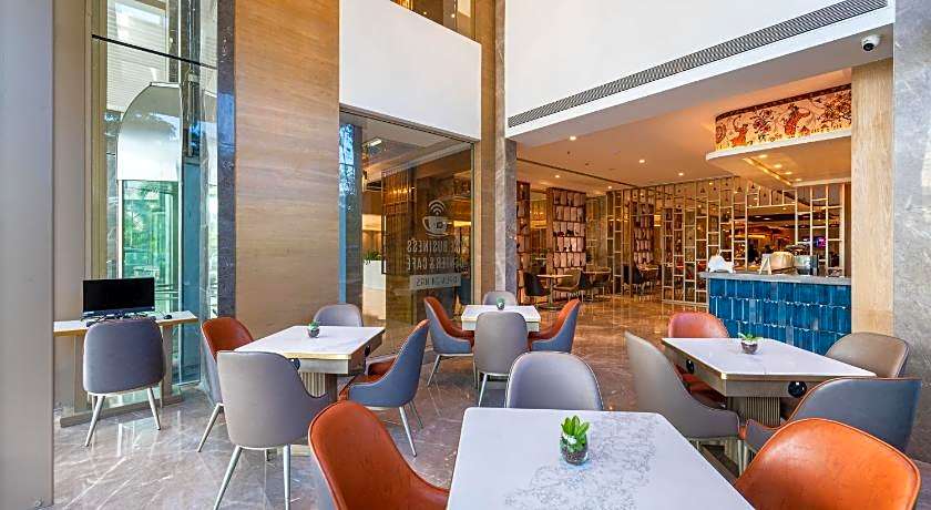 Express Inn The Business Luxury Hotel