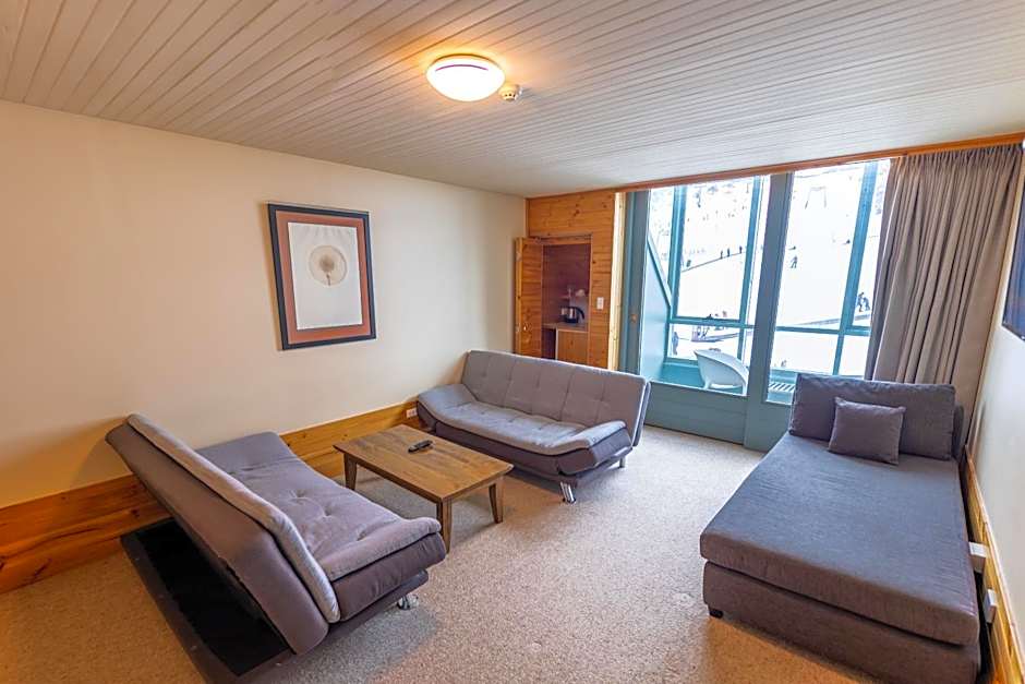 The Perisher Valley Hotel