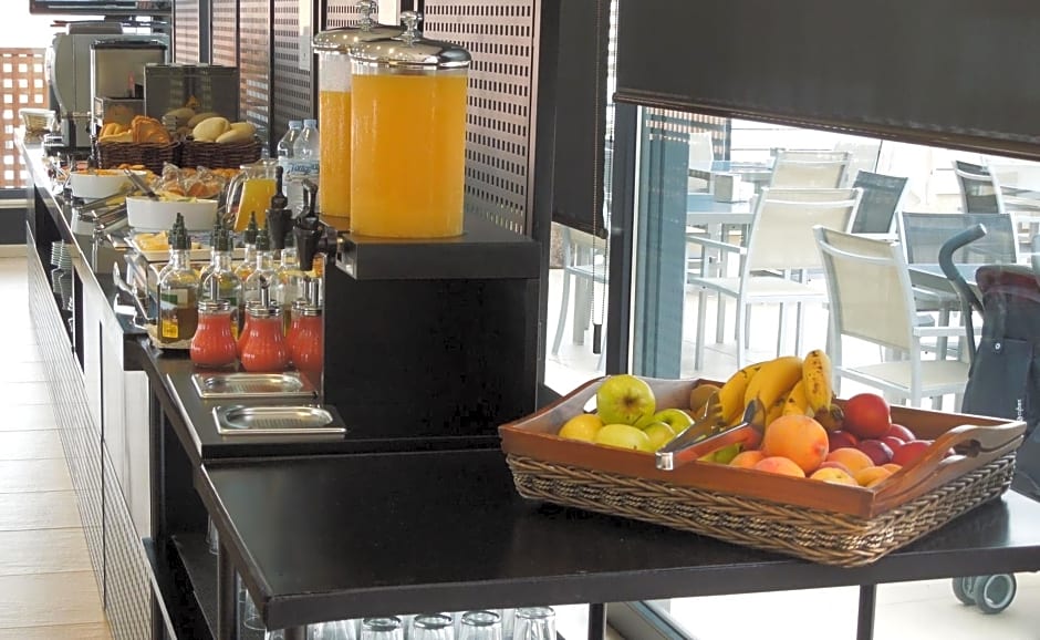 Hotel y Apartamentos Conilsol