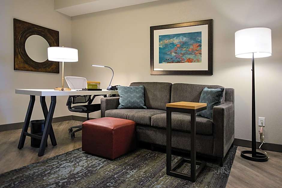 Hilton Garden Inn Louisville Mall Of St. Matthews