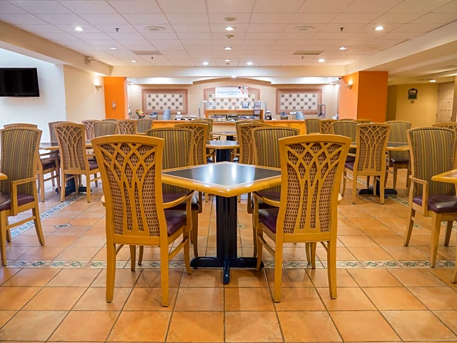 Holiday Inn Express - Monterrey - Tecnologico By IHG