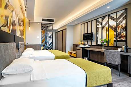 Double Room with Pool View