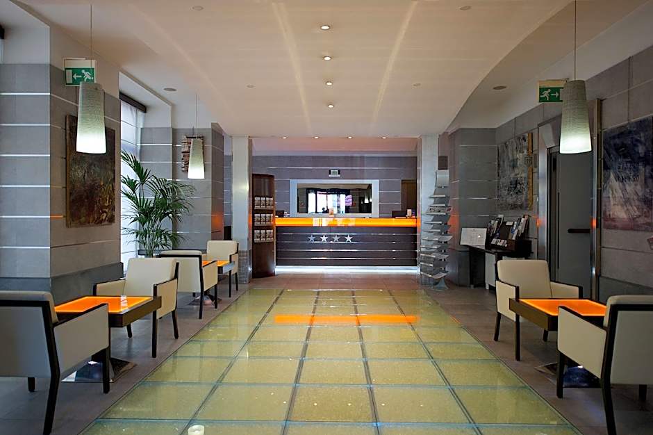 Best Western Crystal Palace Hotel