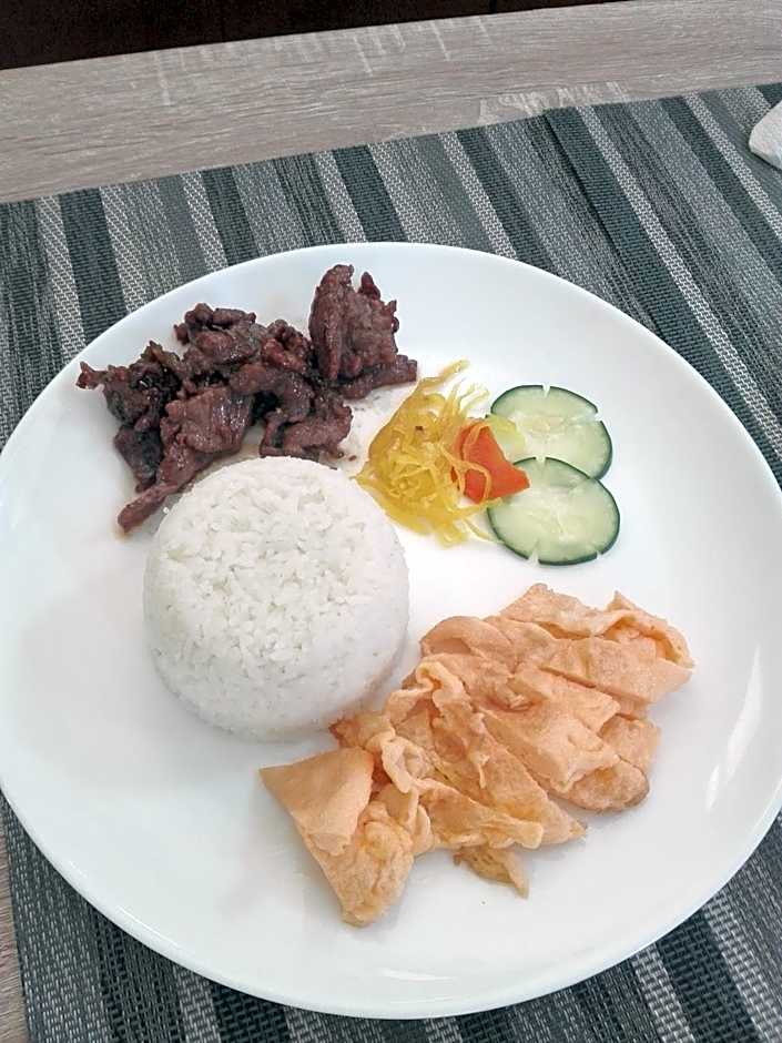 Sulit Budget Hotel near Dgte Airport Citimall