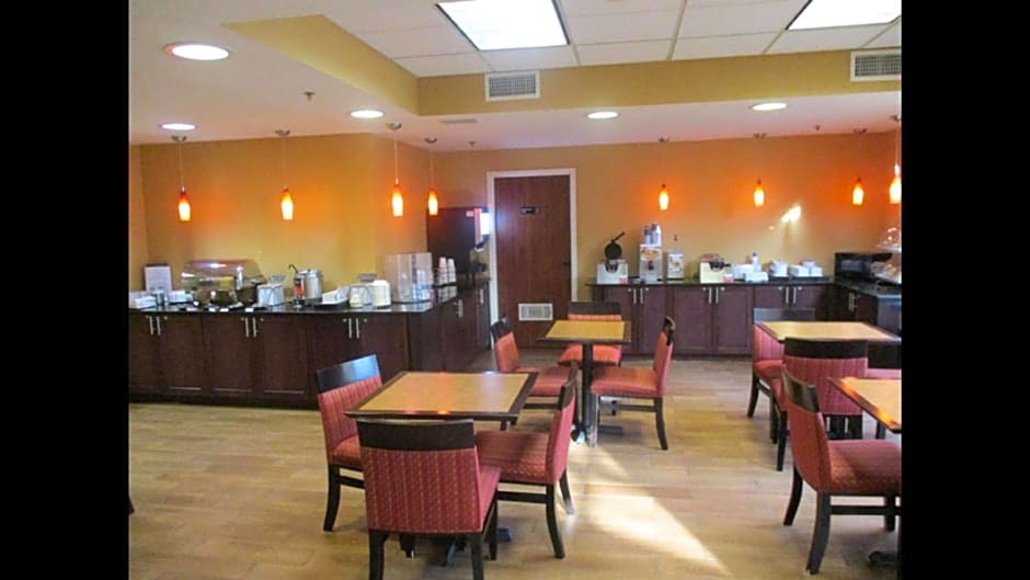 SureStay Plus Hotel by Best Western Norman