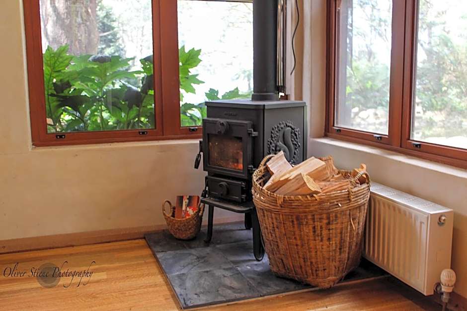 Tomah Retreat - Studio RELAX with fireplace