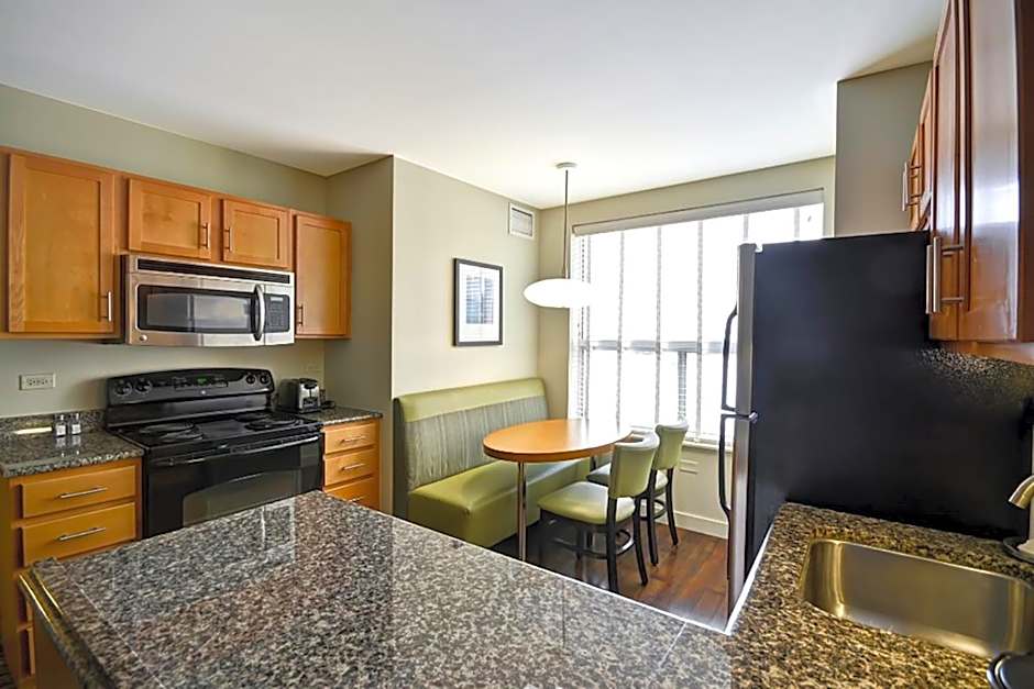 Hyatt House Chicago Warrenville