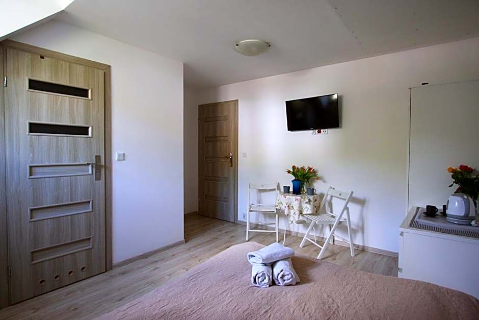 Pokoje Nadrzeczna 45