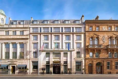 The College Green Dublin Hotel, Autograph Collection