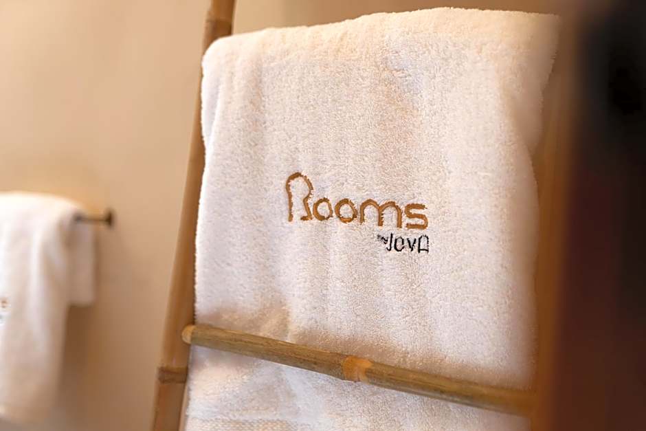 Rooms by JovA