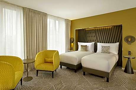 Beaux-Arts, Larger Guest Room, 2 Twin