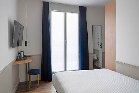 Superior Double Room with Balcony