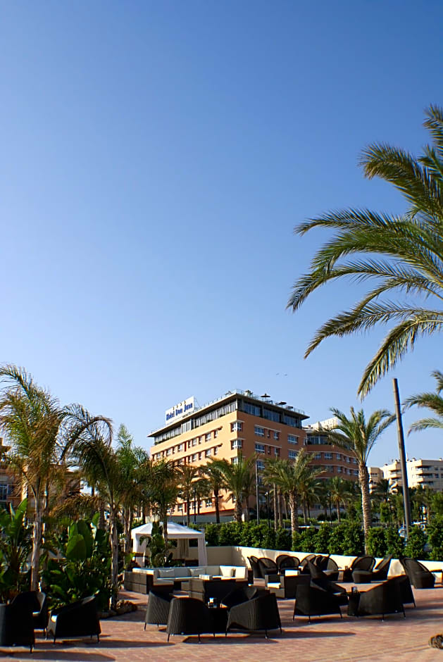 Hotel Puerto Juan Montiel & Spa & Base Náutica