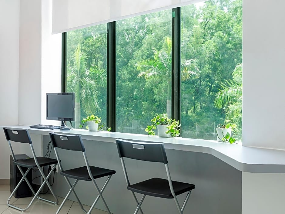 Orange Hotel Sungai Buloh