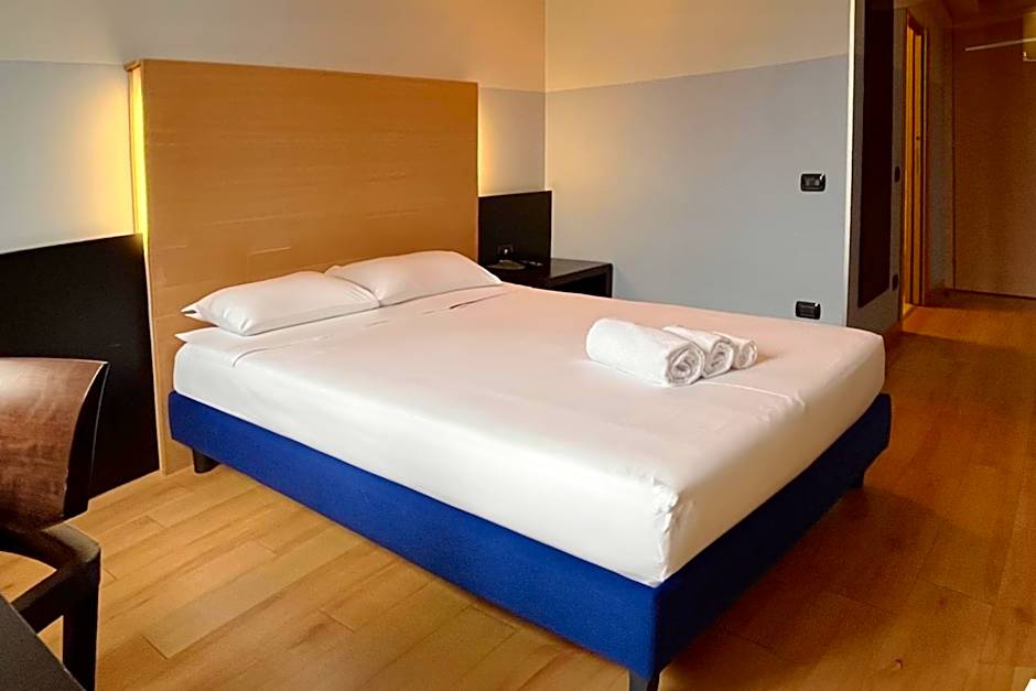 B&B HOTEL Milano Cologno Studios