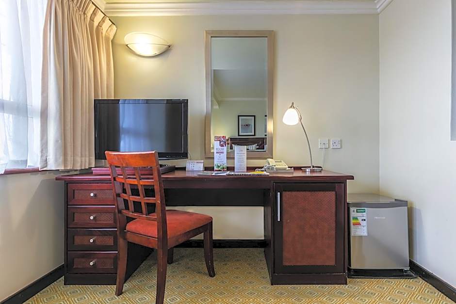 Cresta President Hotel