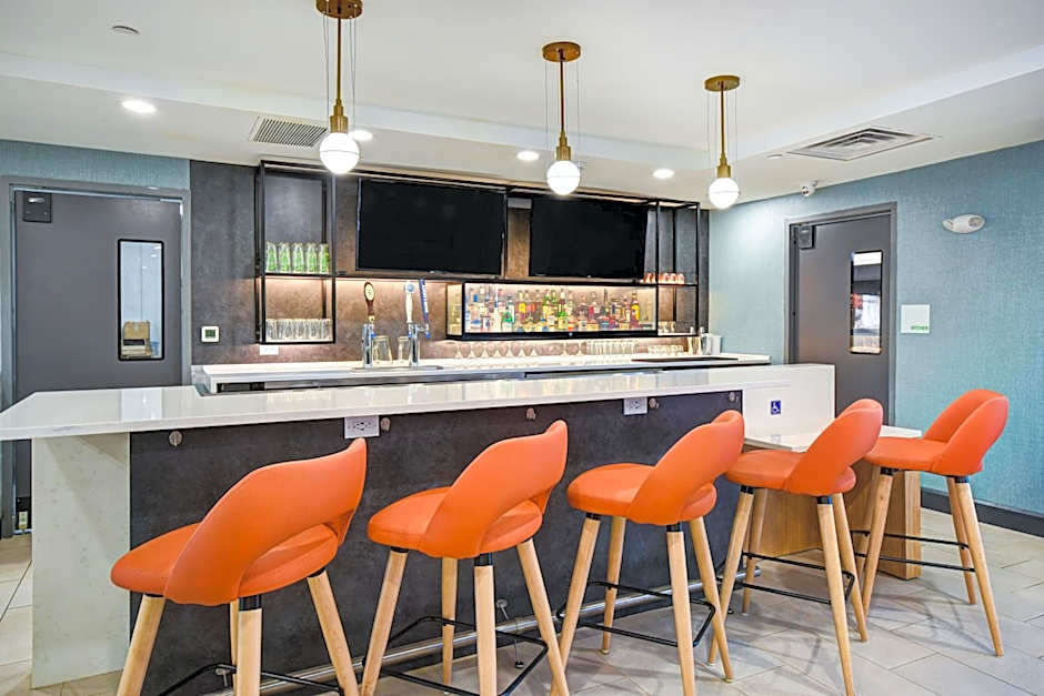 Holiday Inn- Allentown I-78 and Rt. 222 By IHG