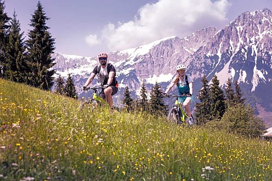 Tirol Lodge