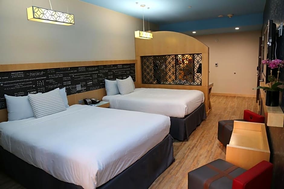 Tryp by Wyndham Times Square South