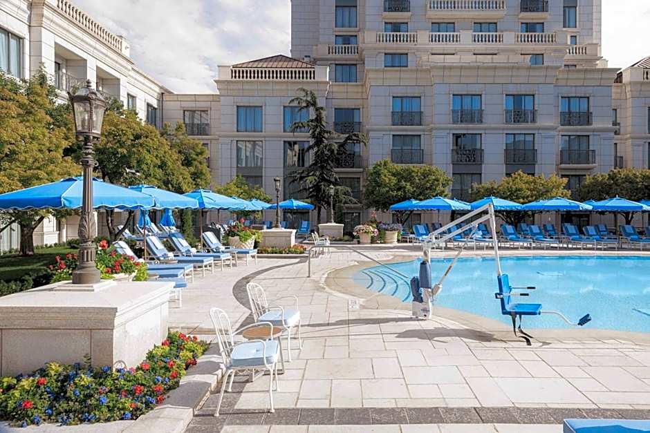 Grand America Hotel