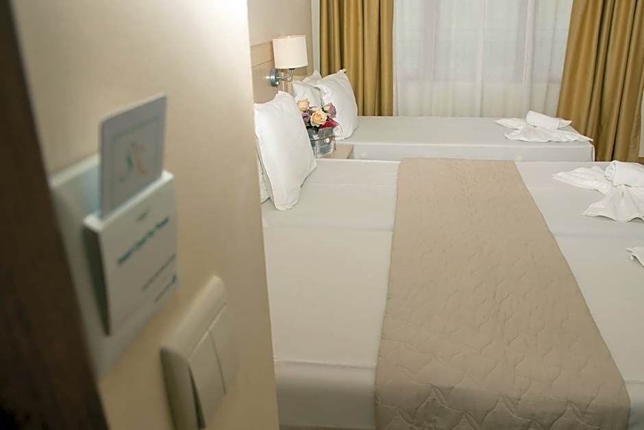 Serena Residence Aparthotel