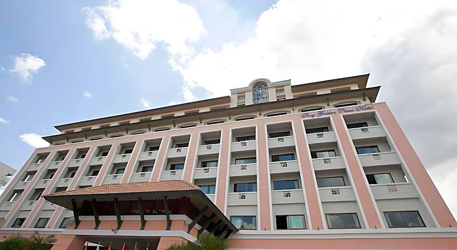 Sing Golden Place Hotel