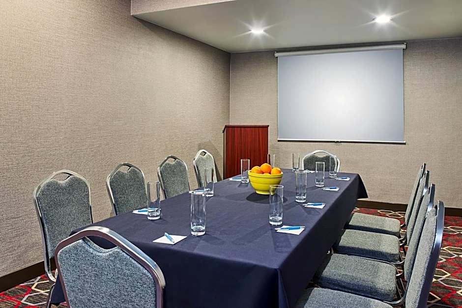 Four Points by Sheraton Salt Lake City Airport