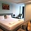 Zircon Hotel
