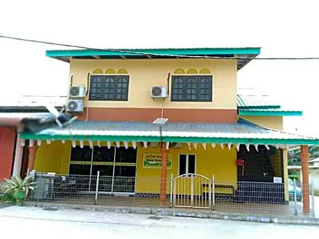 OYO 90676 Homestay Sri Lepar 3