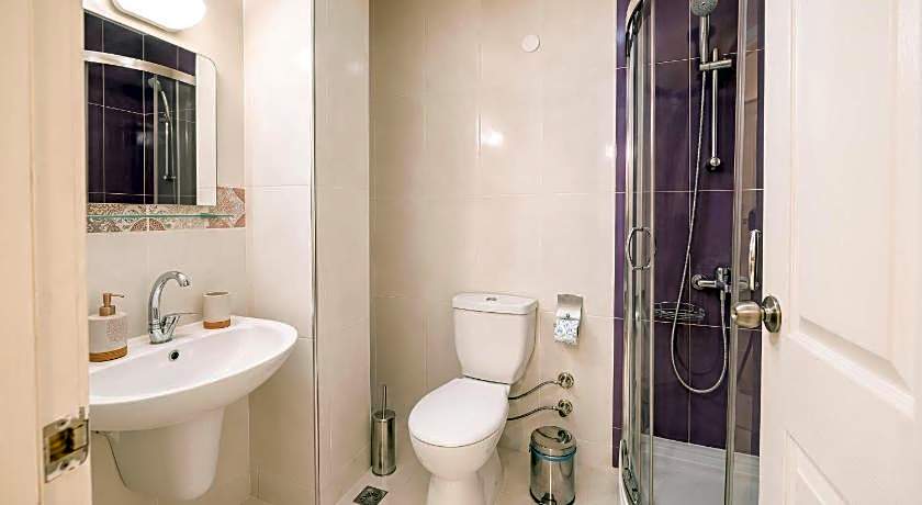 Alayaz Hotel