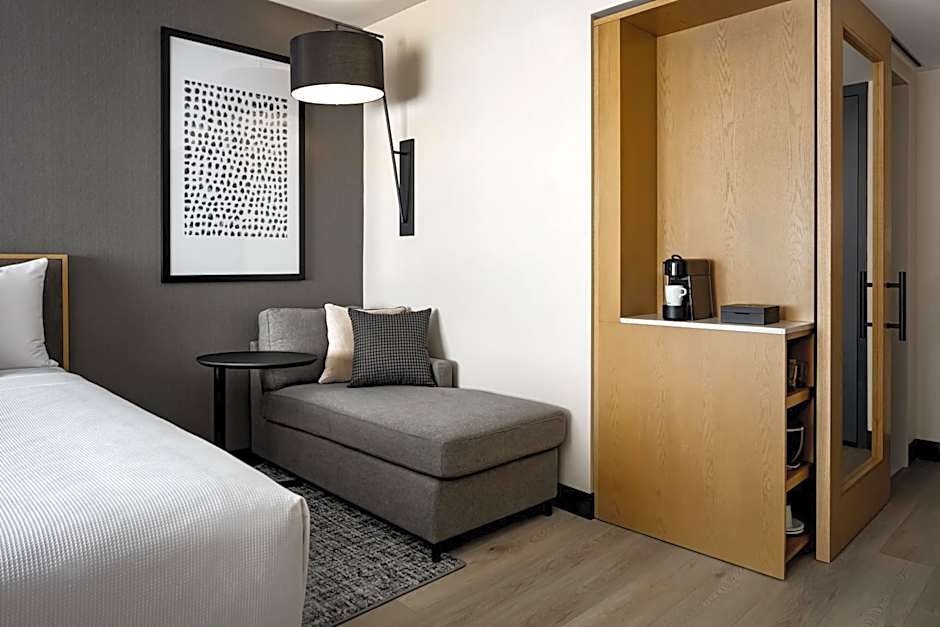 Hyatt Place Montreal Downtown