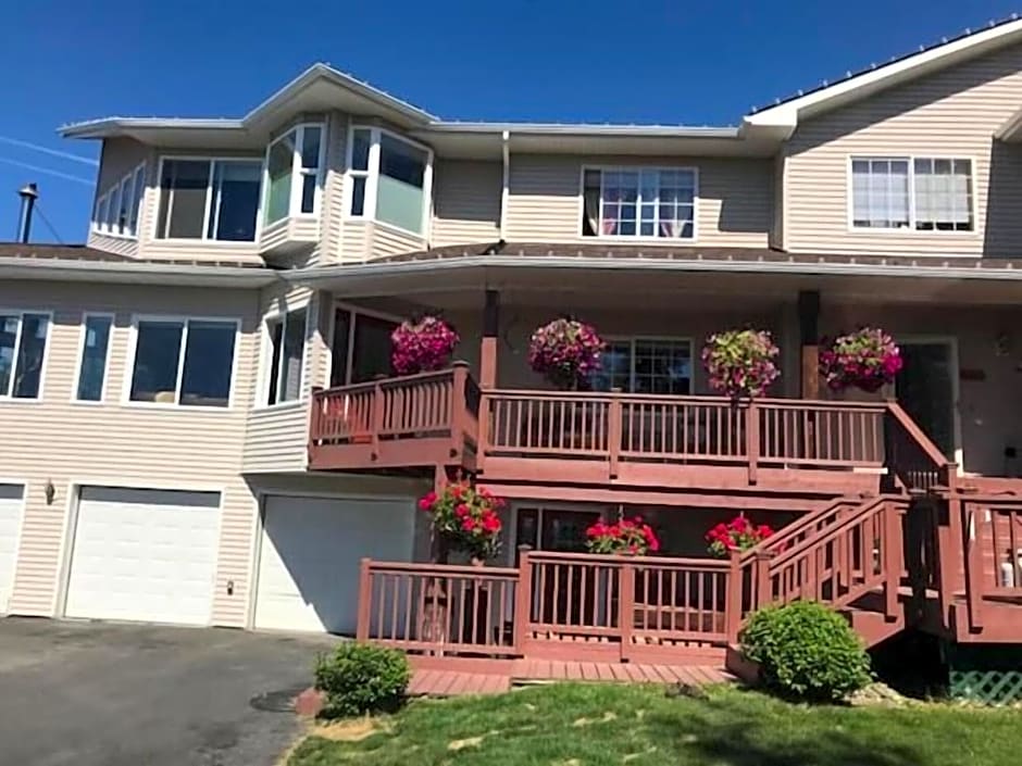 Alaska Sundance Retreat B&B