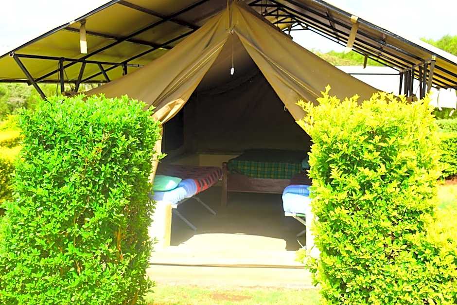 Lalanasi Lodge & Tented Camp