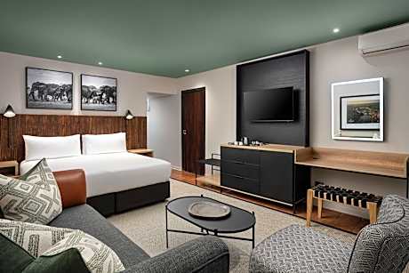 Kruger Deluxe King Room