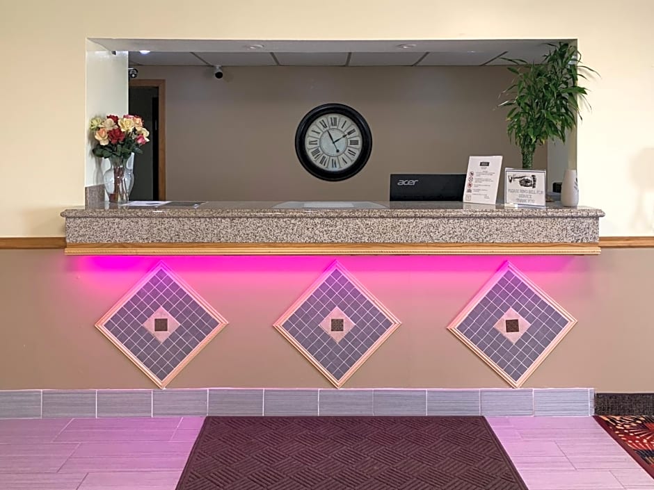 Budget Inn & Suites
