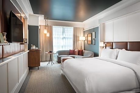 Grand Superior, Larger Guest room, 1 King