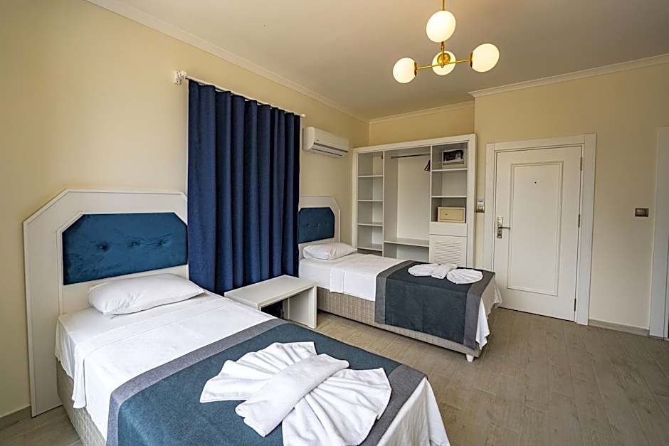 Blue Pearl Hotel Villas