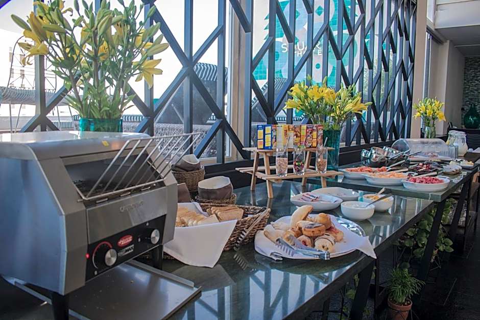 Square Small Luxury Hotel