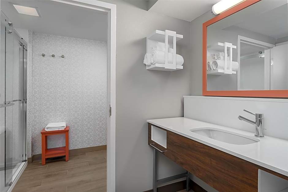 Hampton Inn By Hilton Altoona